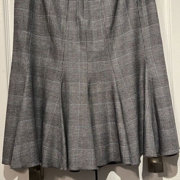 Nine West Black/Grey/White Plaid Trumpet A-Line Skirt Size 4 - Picture 8 of 11